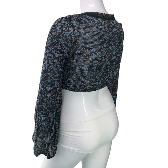 Free People Womens Size M Crop Top Mesh Bell Sleeve Tie Waist Hook and Eye Close - Picture 7 of 16